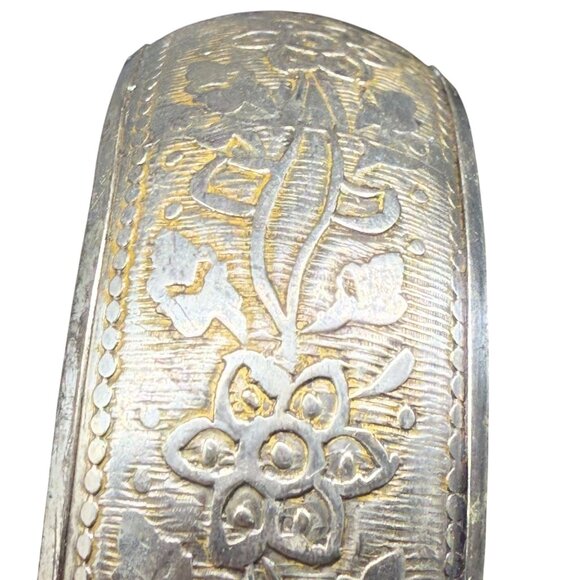 American Eagle Outfitters Embossed Floral Wide Bangle Bracelet Silver Tone - Picture 3 of 4